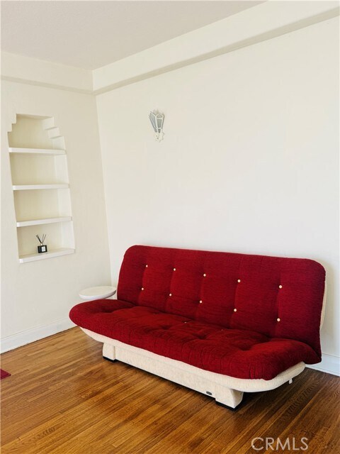 Building Photo - 5717 Alessandro Ave