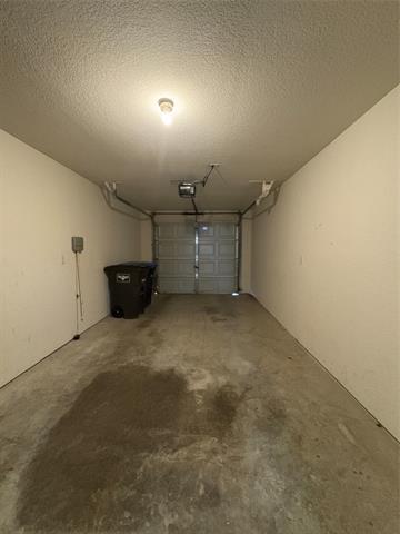 Building Photo - 8128 Doreen Ave