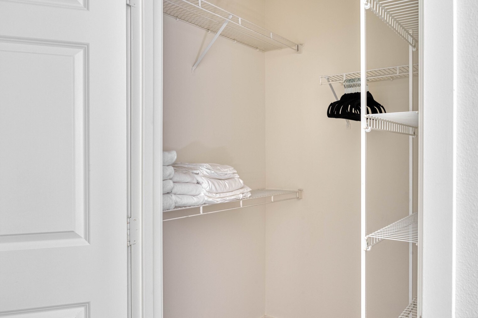 Building Photo - 11000 NE 10th St