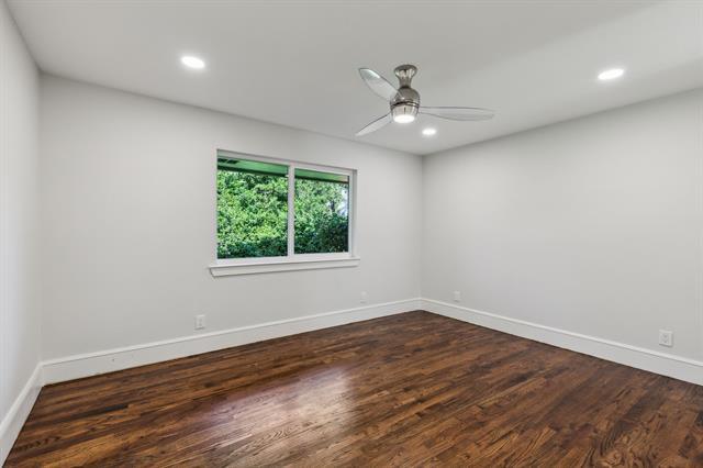 Building Photo - 6721 Meadowcreek Dr