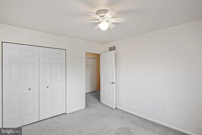 Building Photo - 842 Dewees Pl