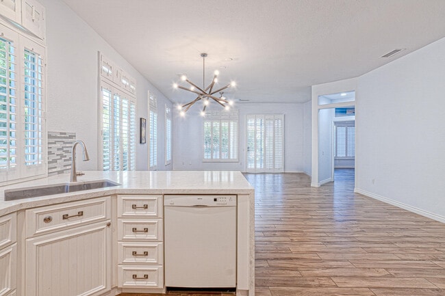 Building Photo - 44357 Royal Lytham Dr