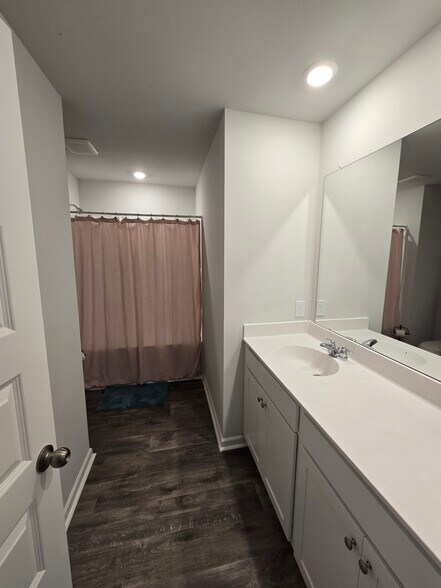 Building Photo - 138 Saltgrass Way