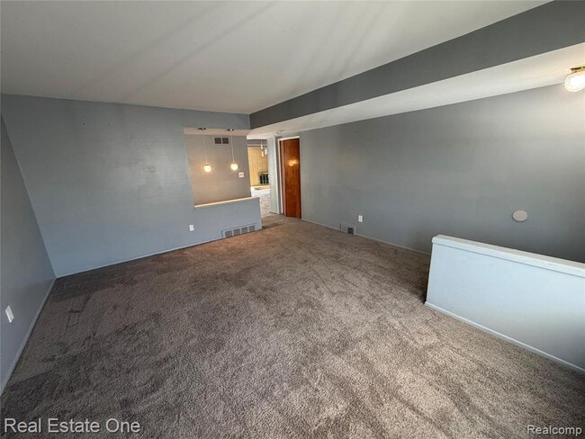 Building Photo - 34639 Richard O Dr