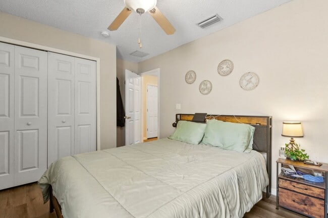 Building Photo - Spacious 3-Bedroom Home with Bonus Room Ne...