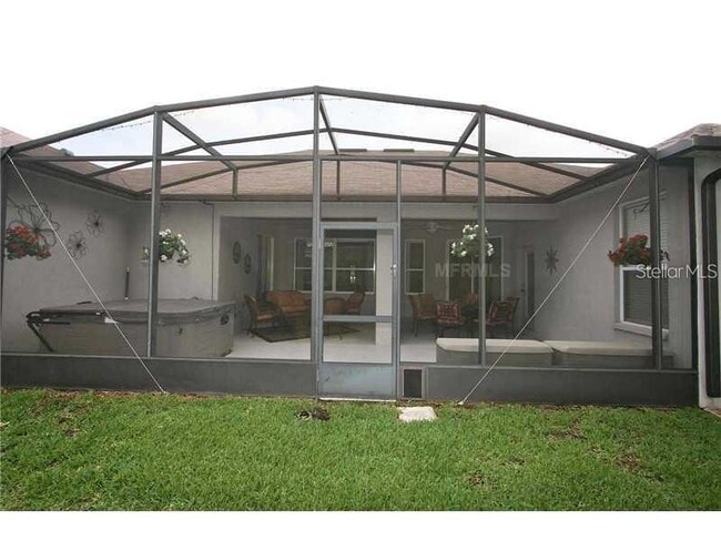 Building Photo - 553 Hiawatha Palm Pl