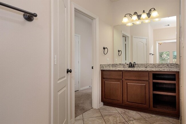 Building Photo - 8858 Van Allen Dr