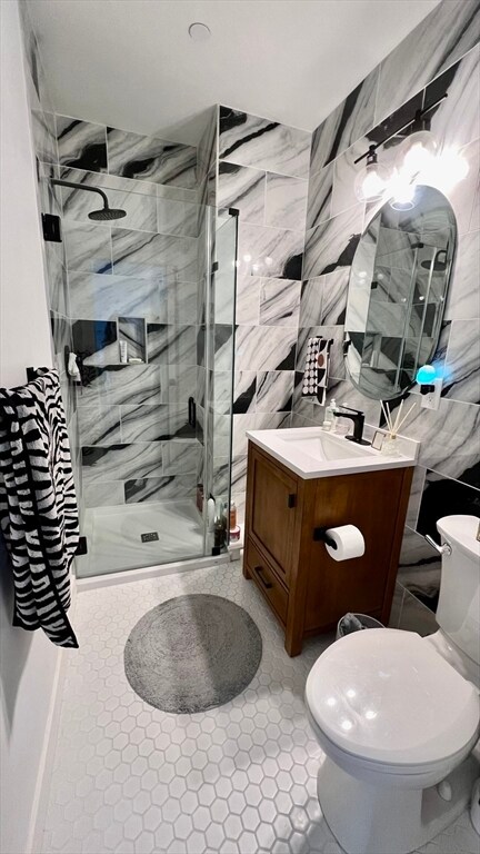 Building Photo - 144 Old Colony Ave