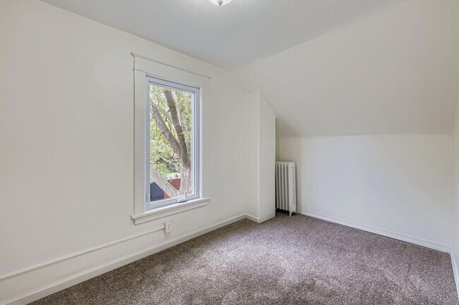 Building Photo - 1501 Sherburne Ave