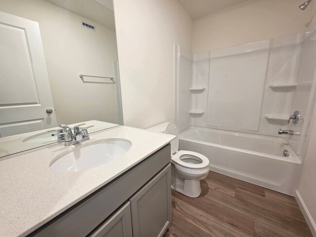 Building Photo - 5919 Hawkweed Dr