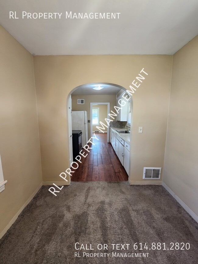 Building Photo - Cozy 2 Bedroom 1 Bathroom home in Eastmoor!