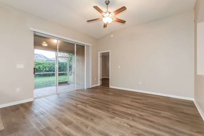 Building Photo - 9919 Stockbridge Dr