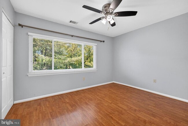 Building Photo - 18273 Leman Lake Dr