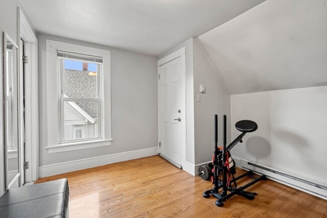 Building Photo - 14 4th St