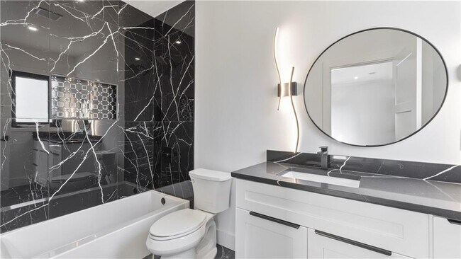 Building Photo - 208 Indian Hills Trail