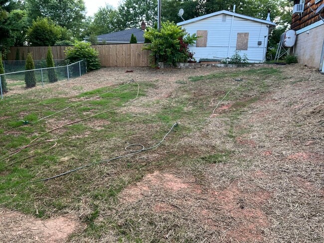 Building Photo - 60 Pulliam St