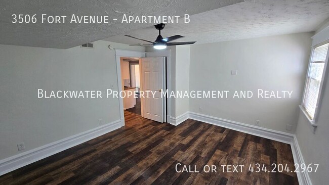 Building Photo - 2 Bedroom Apartment off Fort Avenue!