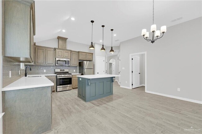 Building Photo - 8313 N 34th Ln
