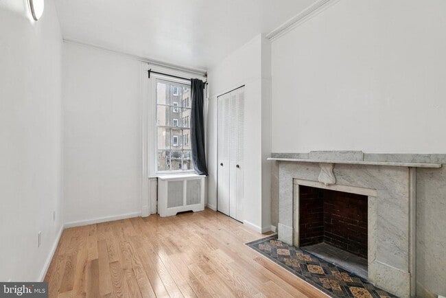 Building Photo - 1225 Spruce St