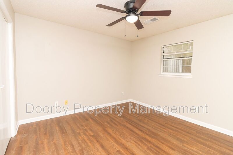 Building Photo - 16 Indigo Ln