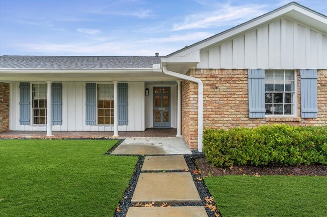 Building Photo - 6158 Burgoyne Rd