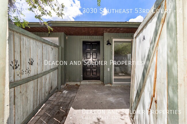 Building Photo - 3030 SE 53rd Ct