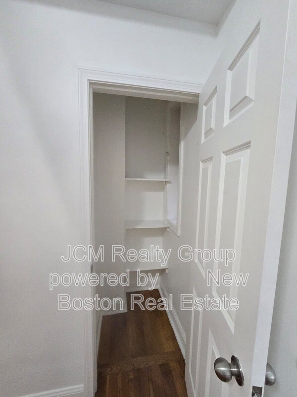 Building Photo - 138 Chestnut St