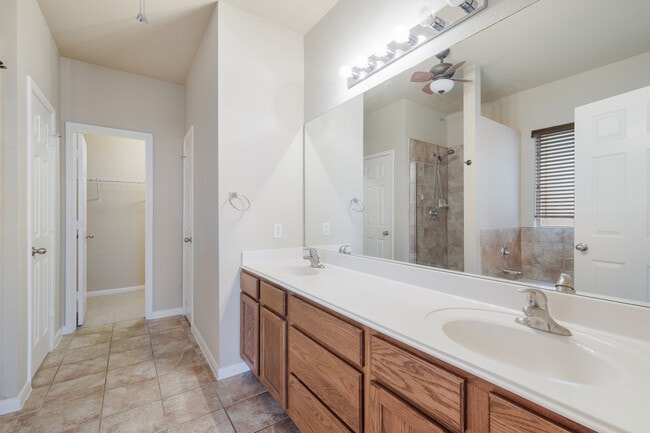 Building Photo - 209 Arrowhead Cove