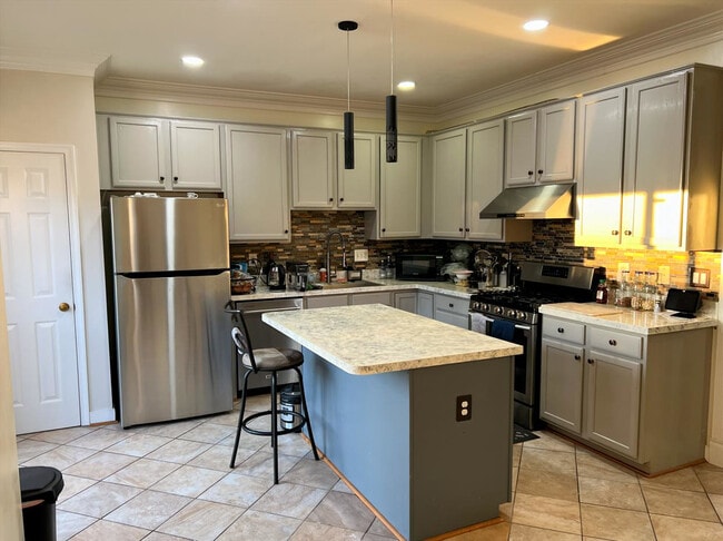 Building Photo - 2456 Rolling Plains Dr