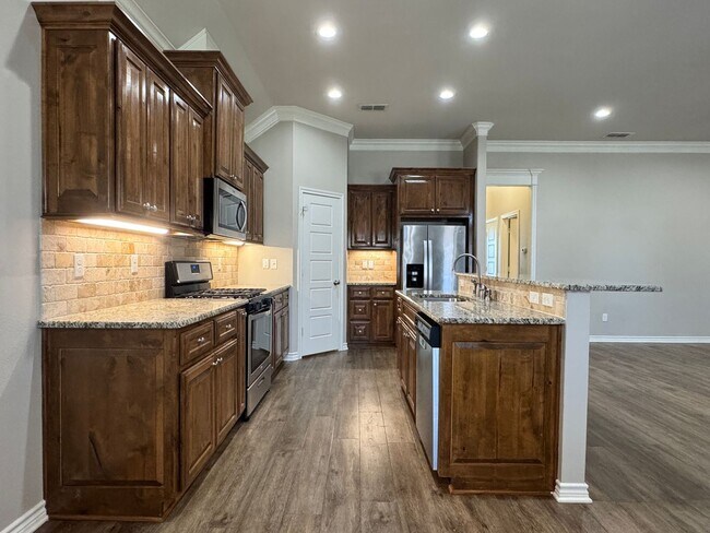 Building Photo - 3925 Old Omen Rd