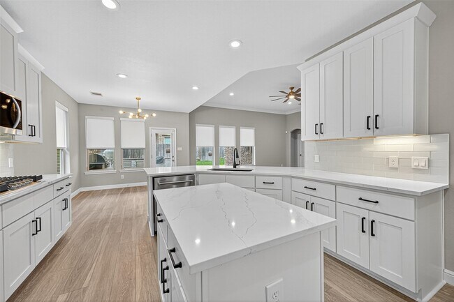 Building Photo - 18914 Peralta Springs Ln