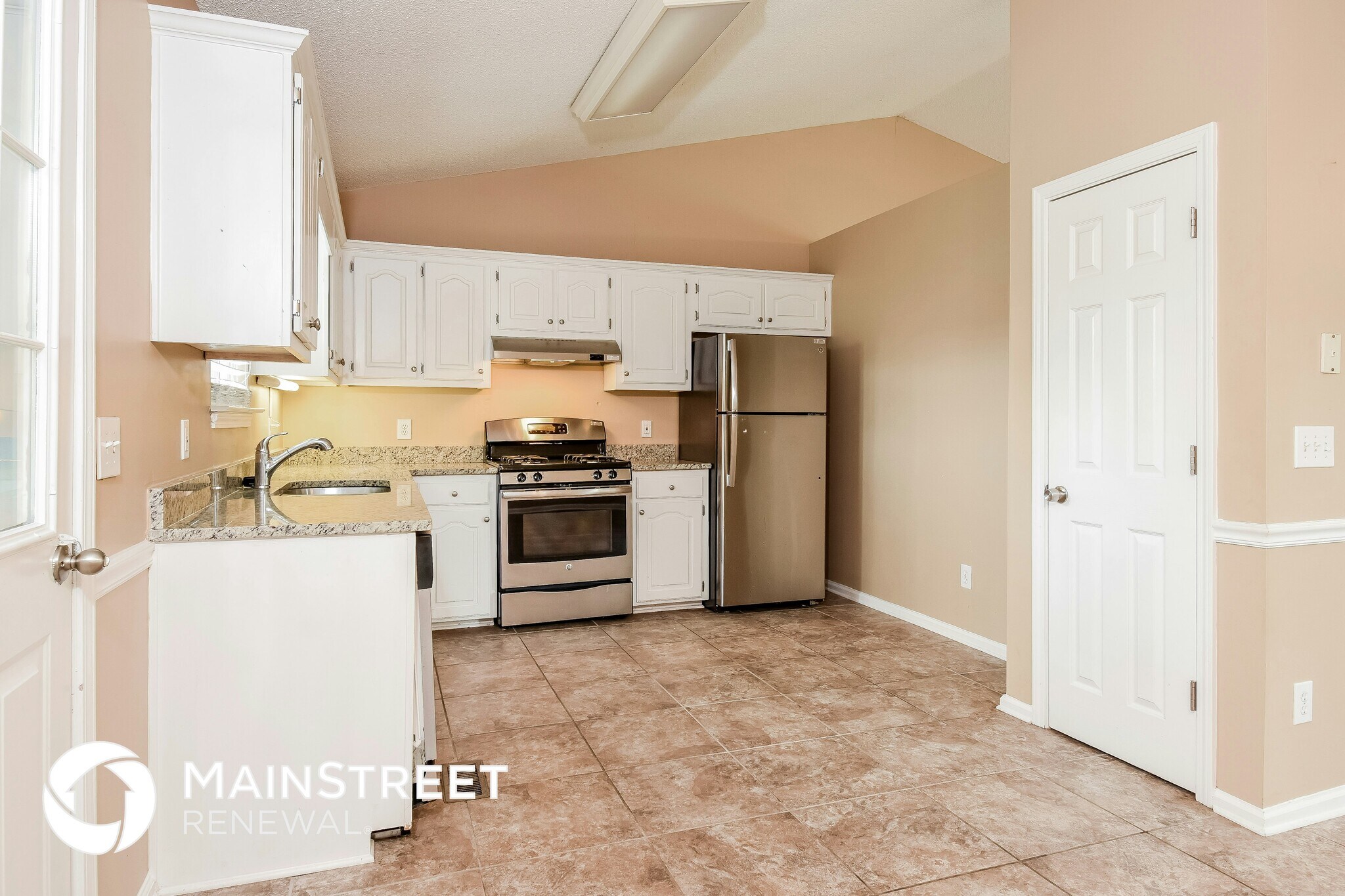 Building Photo - 32 Cathedral Heights