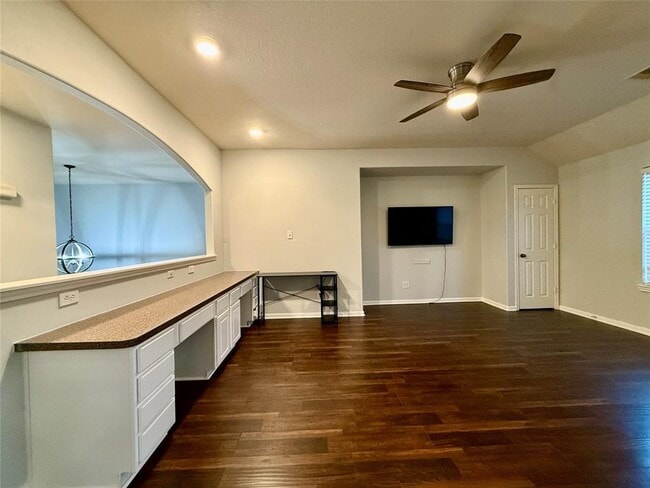 Building Photo - 10204 Dawn Brook Dr