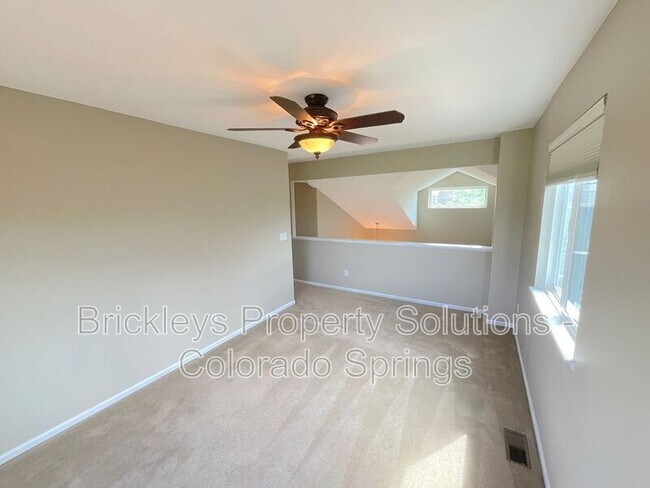 Building Photo - 7168 Prairie Wind Dr