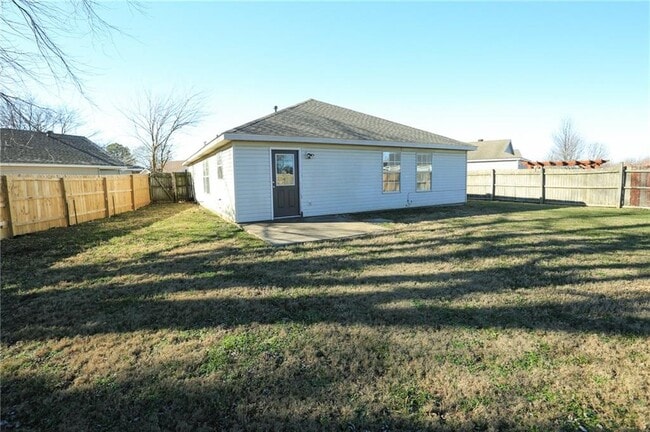 Building Photo - 50 Cheryl Cir