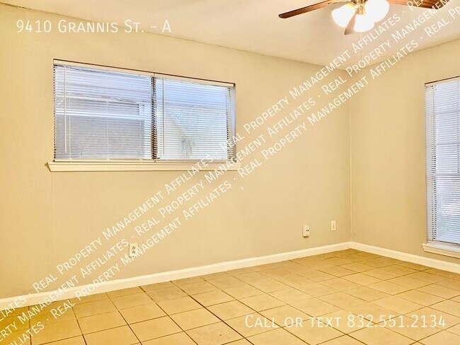 Building Photo - 9410 Grannis St