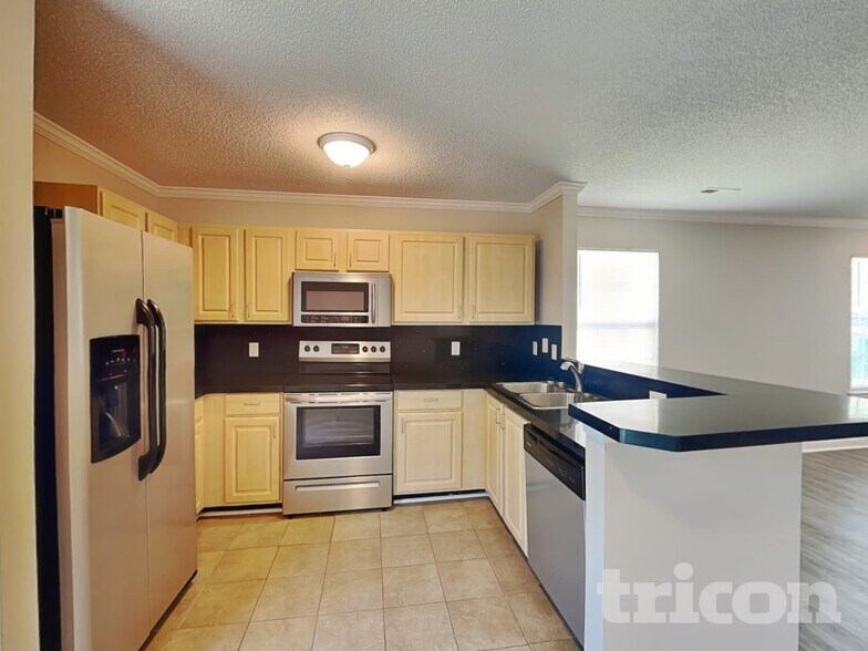 Building Photo - 12209 Stewarts Crossing Dr