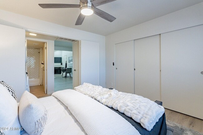 Building Photo - 4901 S Calle Los Cerros Dr