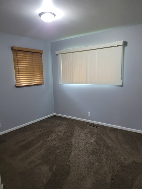 Building Photo - 1181 Elms Rd