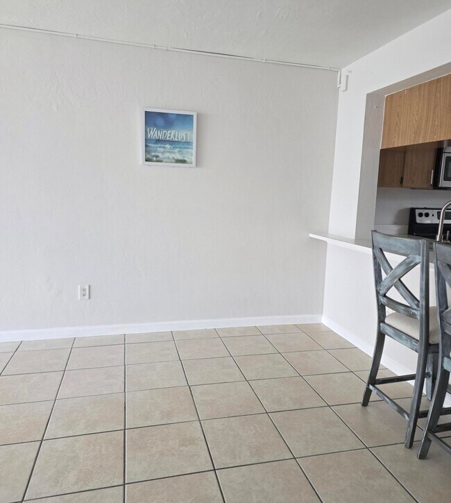 Building Photo - 1503 Palm Beach Trace Dr