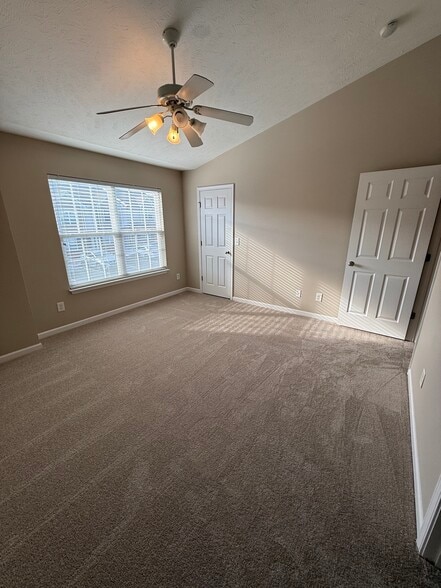 Building Photo - 2028 Shaylin Loop