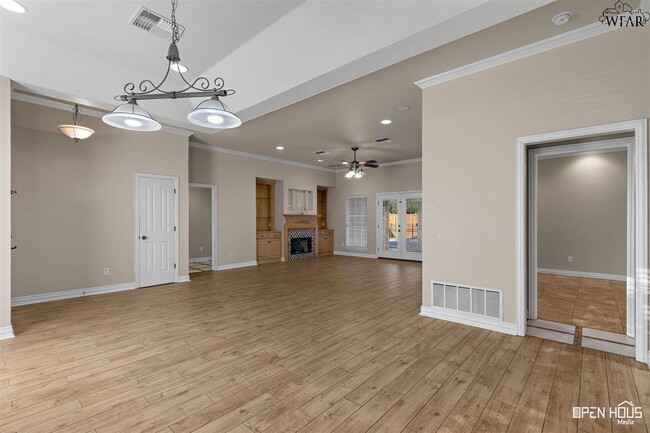 Building Photo - 5405 Blazing Star Ln