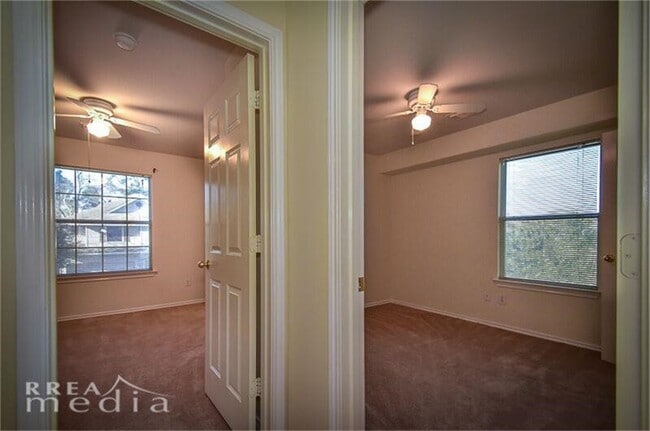 Building Photo - 2923 Loganberry Park Ln