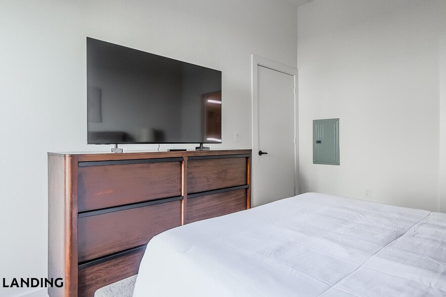 Building Photo - 2623 Keene St