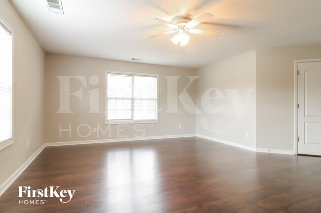 Building Photo - 14 N Beckman Ct