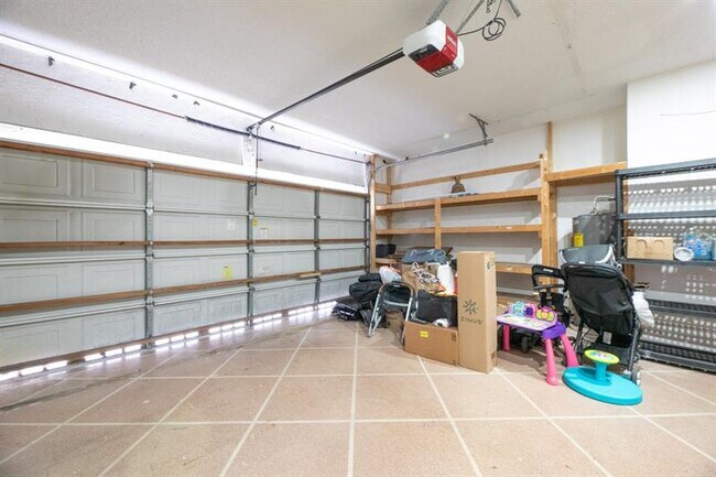 Building Photo - 724 NW 155th Terrace