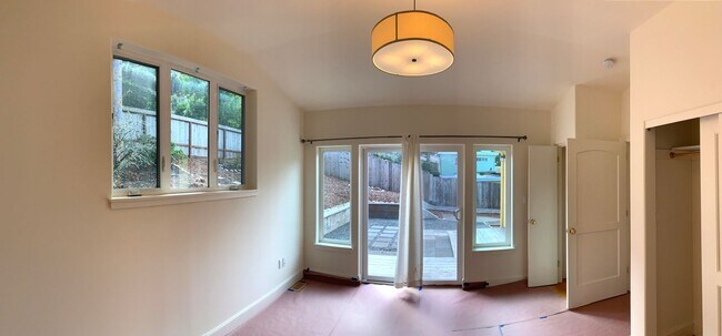 Building Photo - 450 Loma Vista Terrace