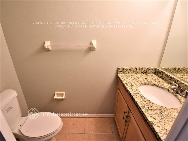 Building Photo - 5066 Hook Hollow Cir