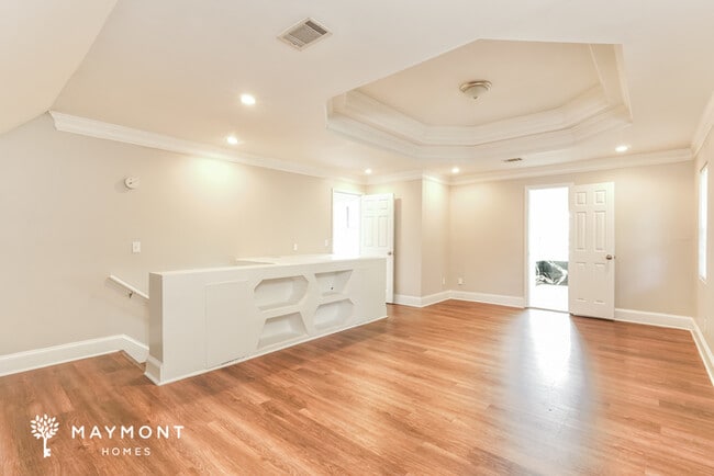 Building Photo - Spacious 4 Bedroom Home in Martinez