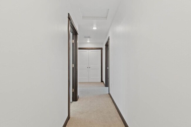 Building Photo - 2855 Fen Way